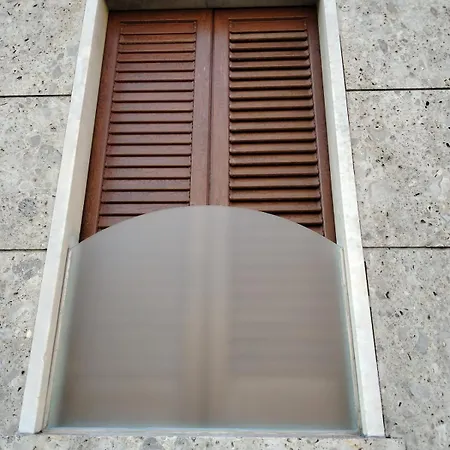 Serendipity House-porta Romana-bocconi ميلان
